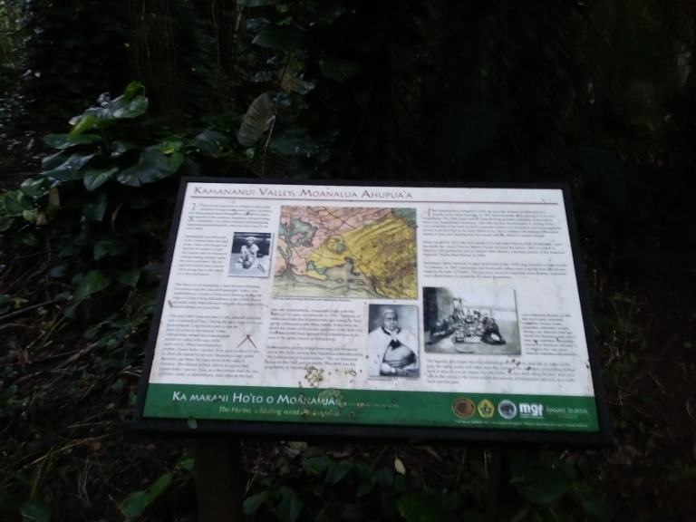 History of Kamananui Valley. Moanalua Ridge Trail.